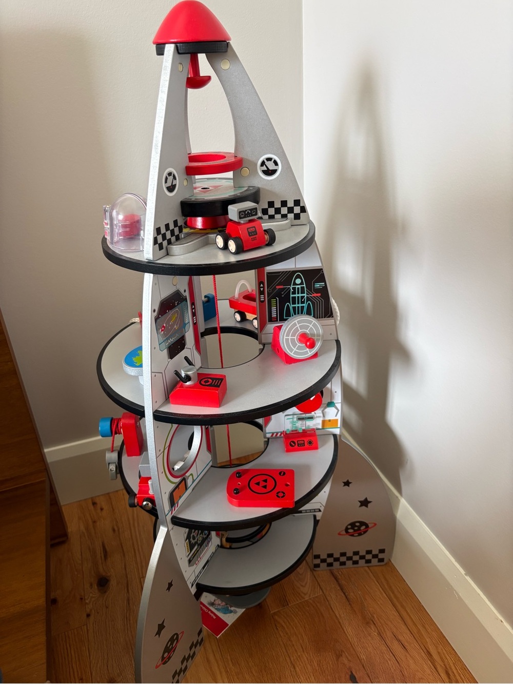 Hape 4 stage rocket ship play set